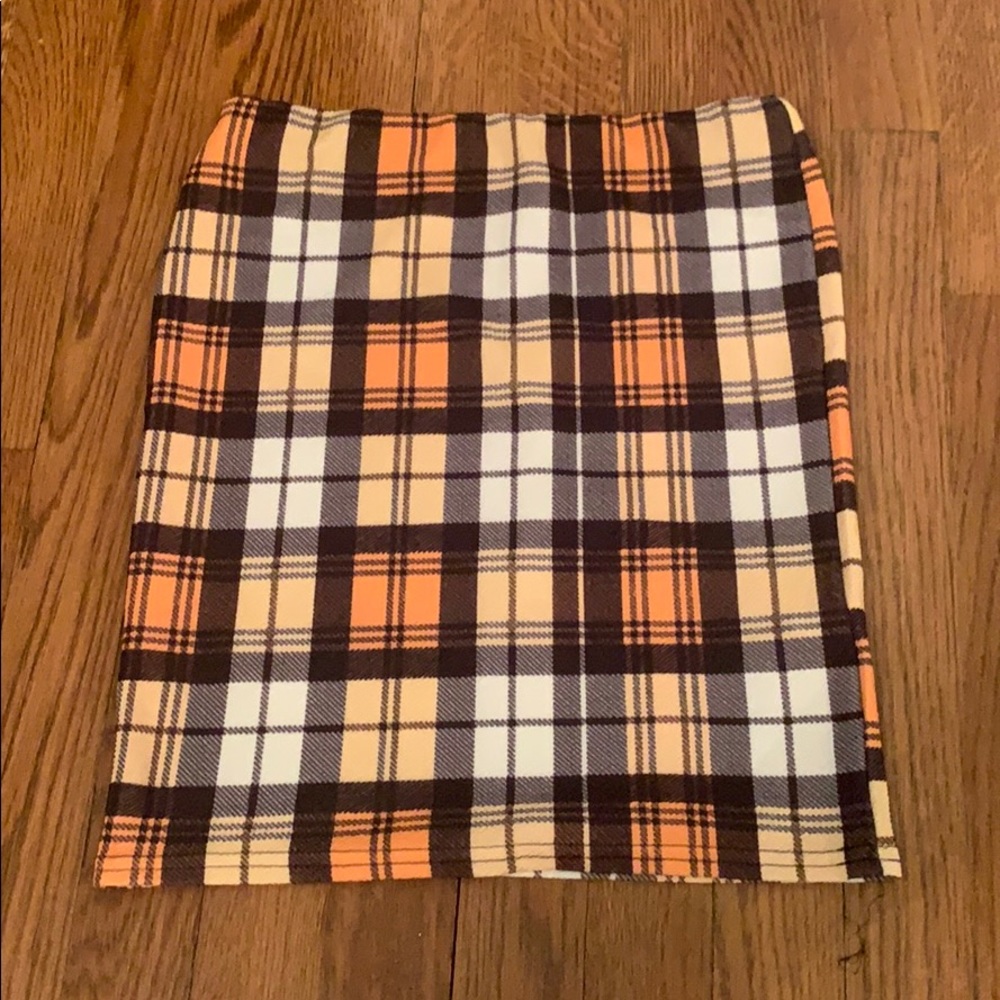 yellow plaid skirt